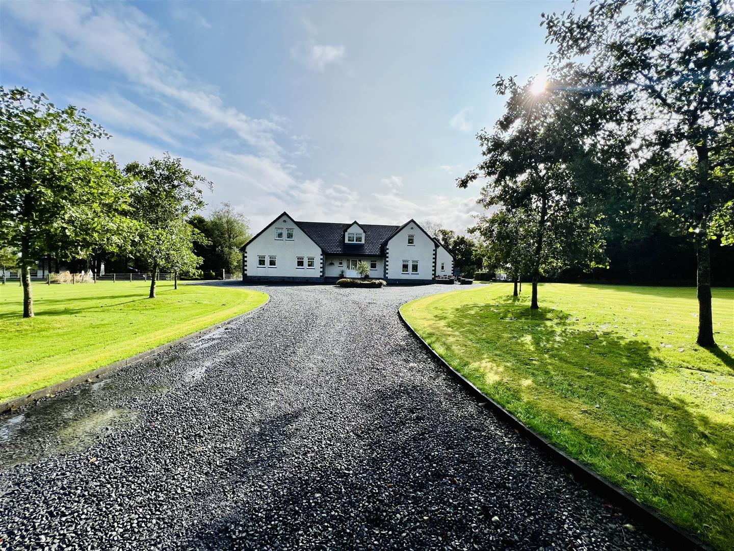 Acres Ridge, Drumclog, Strathaven Residence Estate Agents